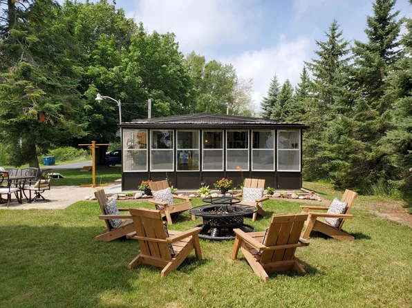 9254 Junebug Ln, Houghton Lake, MI 48629