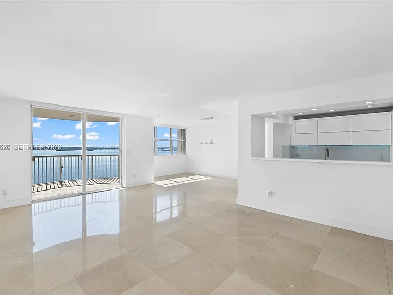 1420 Brickell Bay Dr #1001A — Photo 9
