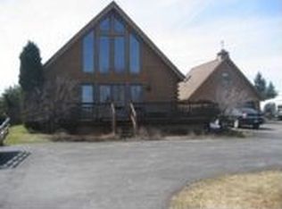 5870 Walmore Rd, Sanborn, NY 14132