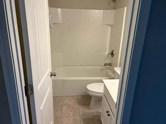 1235 Foxcroft Ln — Photo 21