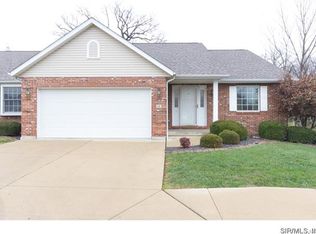 14 Villa Ct, Waterloo, IL 62298