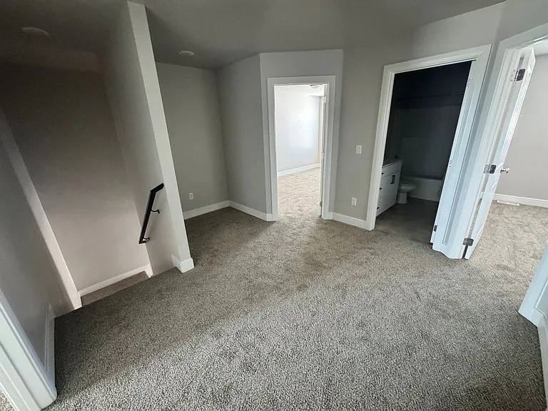 2087 N 325 W — Photo 10