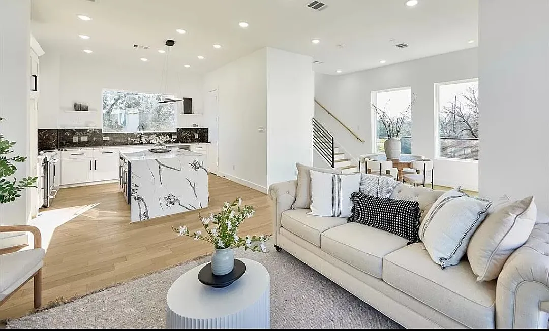 3 bed, 3.5 bath, 1730 sqft, $3,100 — Photo 1