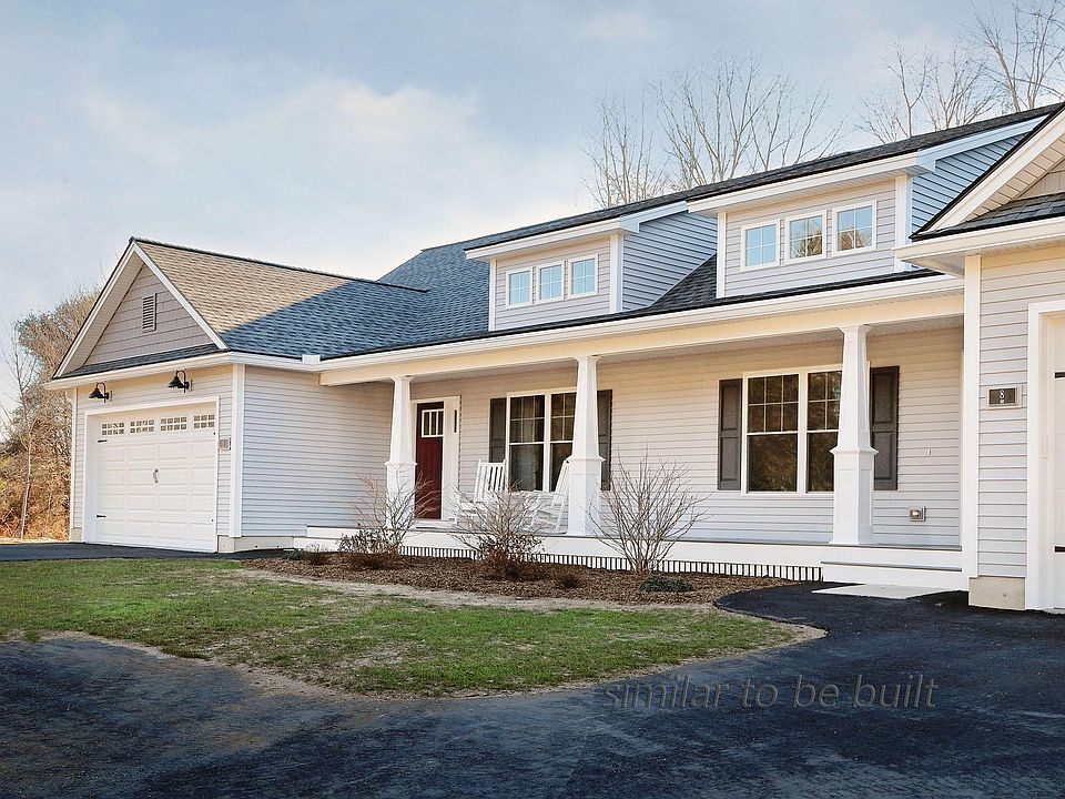 2nd image of 29 Longfellow Ln #11