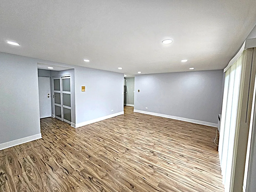 2 bed, 1.5 bath, $1,950 — Photo 2