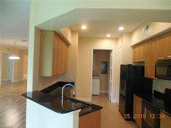 5th image of 6030 Jonathans Bay Cir APT 202