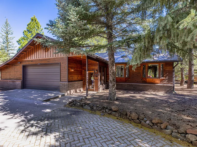 5038 Sweeping Vista Dr — Photo 1