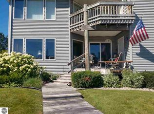 3065 E Midshipman Dr, Au Gres, MI 48703