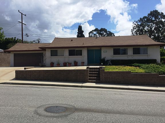5th image of 204 Byron Ave