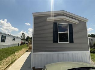 60 Sierra Ct, Batavia, OH 45103