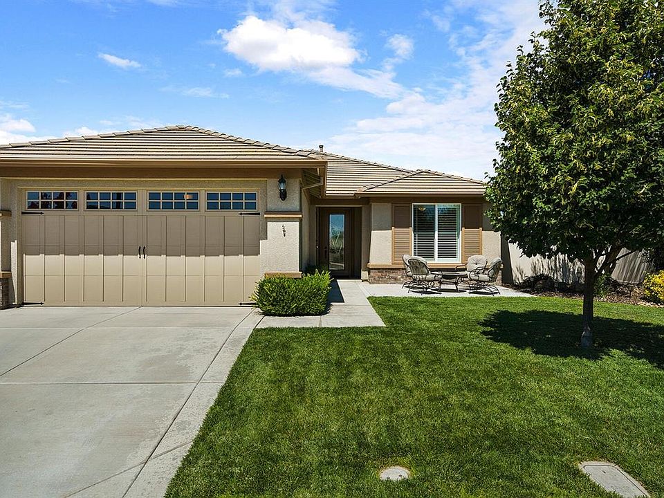 1st image of 2751 Bellchase Dr