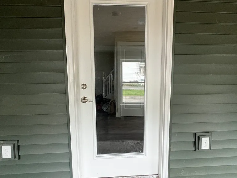 13 Columbia Ave — Photo 8