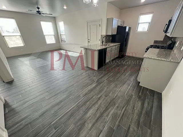 376 Dusty 5491 Ledesma — Photo 7