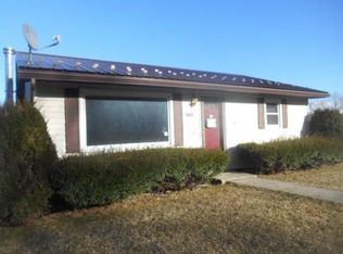 17588 Price Rd, Saegertown, PA 16433