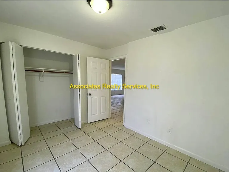 6102-6108 NW 26th St — Photo 6