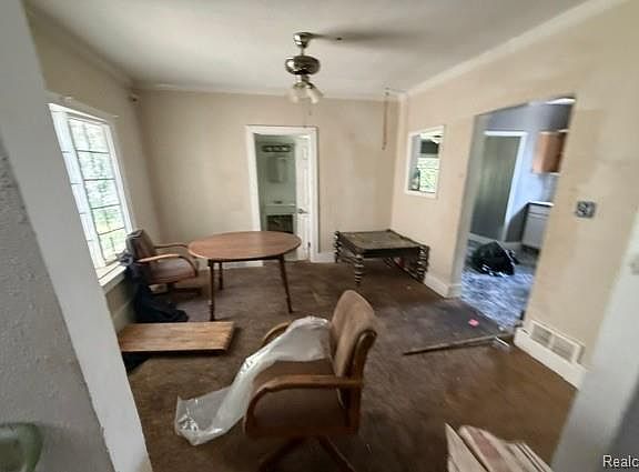 5th image of 485 N Johnson St