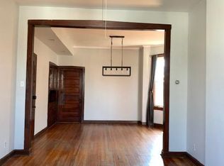 2341 W Dickens Ave, Chicago, IL 60647