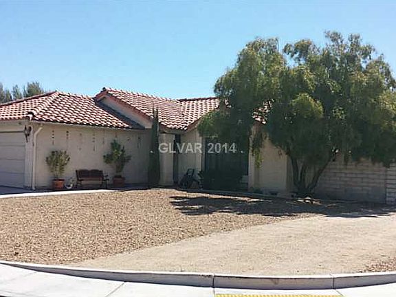 4th image of 421 Macbrey Dr