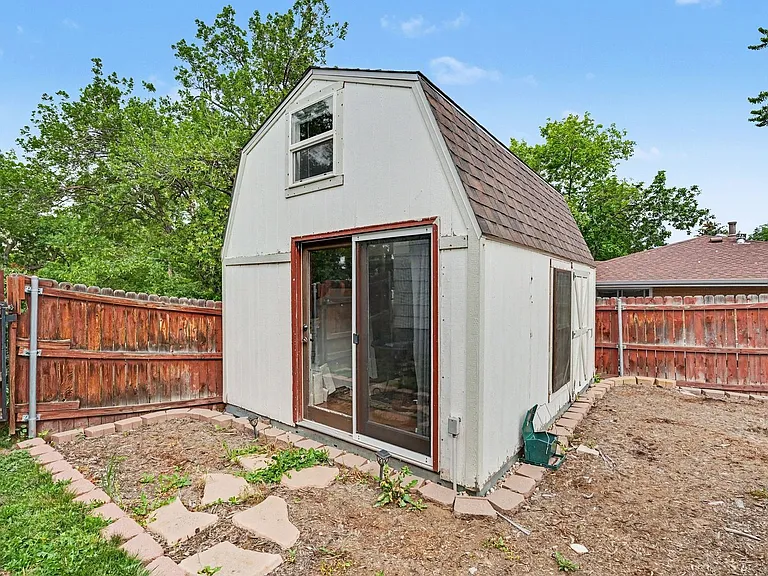 1908 Arapahoe St — Photo 29