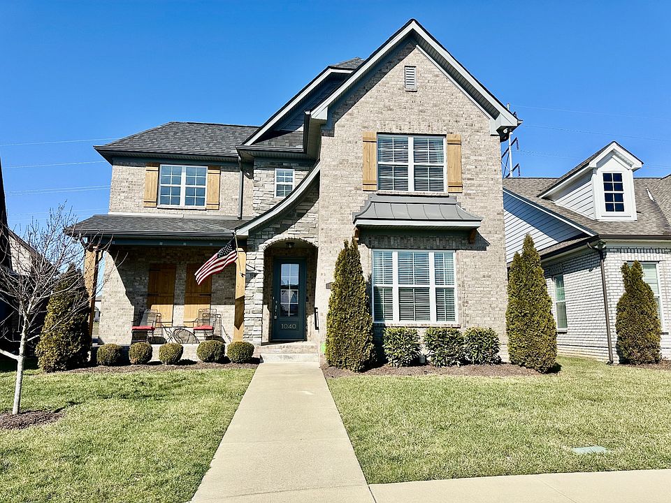 1st image of 1040 Paddock Park Cir