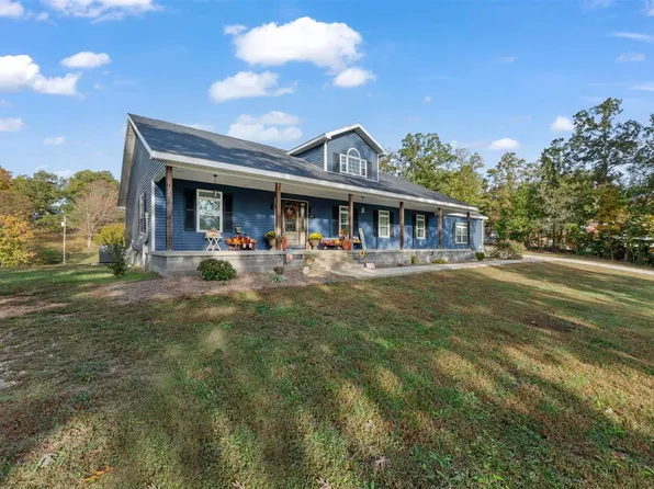 24 Nora Mae Ln, Beechmont, KY 42323