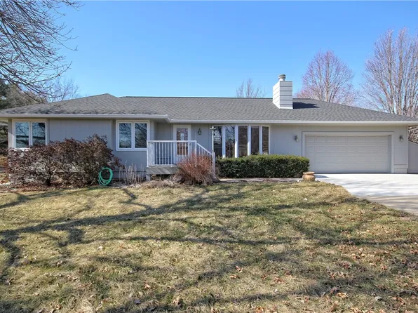 10672 NW 105th Ct, Granger, IA 50109