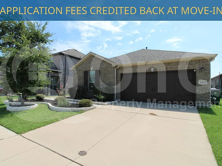 4112 Wood River Trl — Photo 1