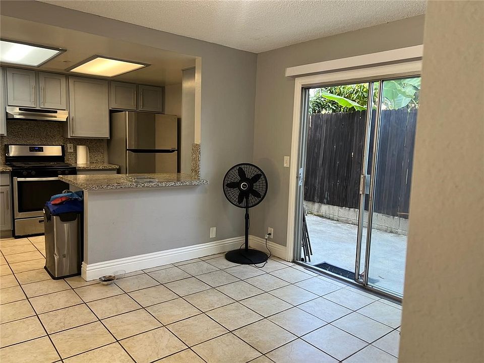 1st image of 1927 W Houston Ave APT 5