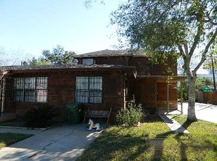 458 E Rodriguez Ave, Raymondville, TX 78580