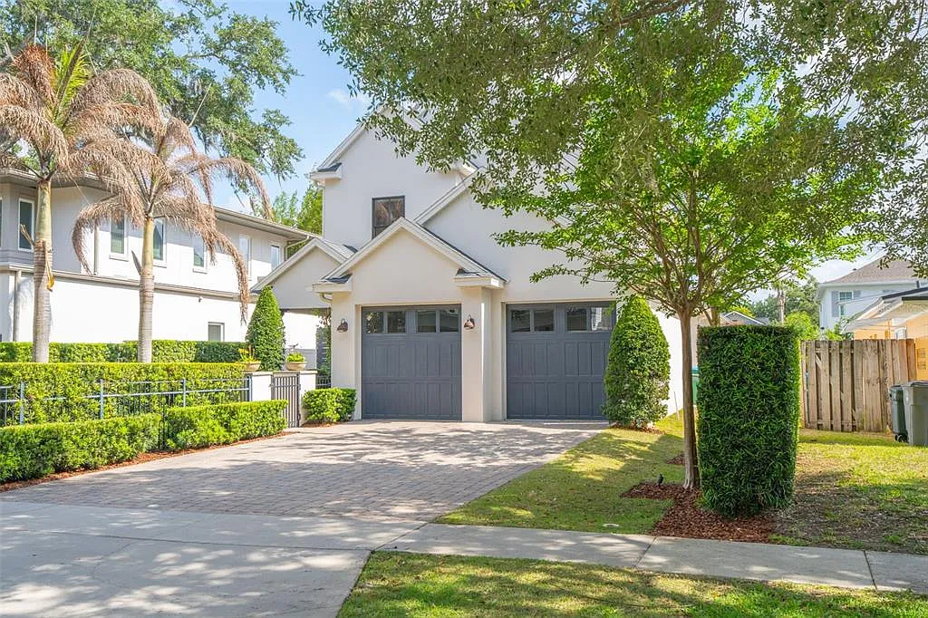 4 bed, 3.5 bath, 3174 sqft, $8,900 — Photo 4