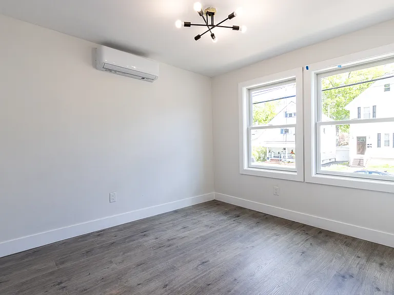329 Livingston St #1 — Photo 5