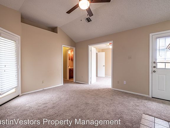 5th image of 827 Mica Ln