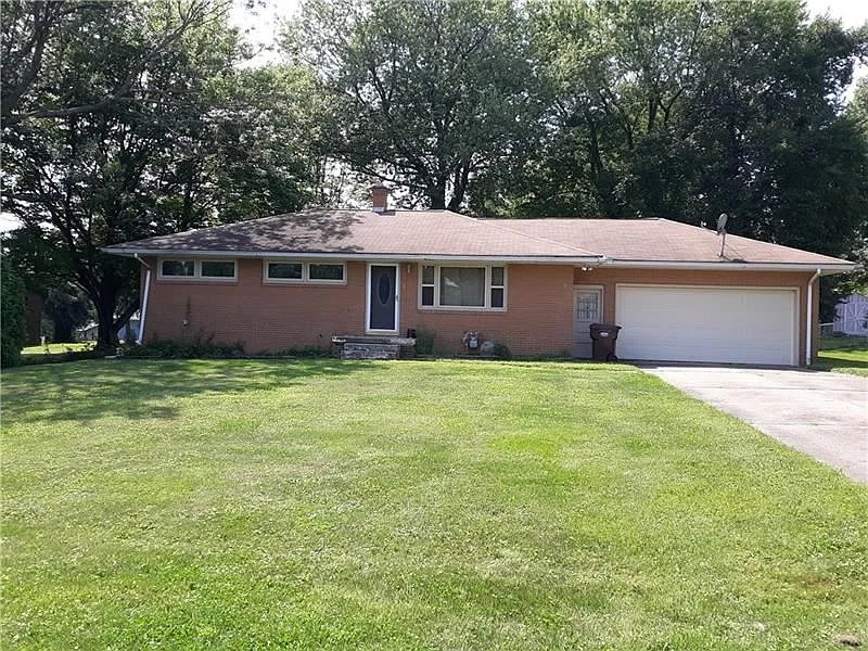 314 Fredrick Dr photo 1