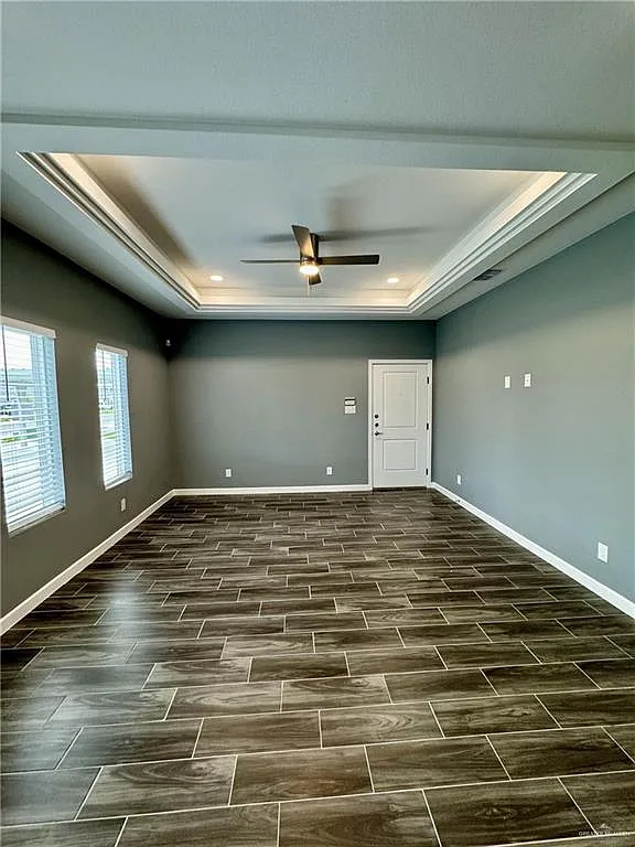 3 bed, 2.0 bath, 1050 sqft, $1,150 — Photo 4