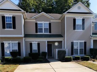 1761 Holliford Ct, Charlotte, NC 28215