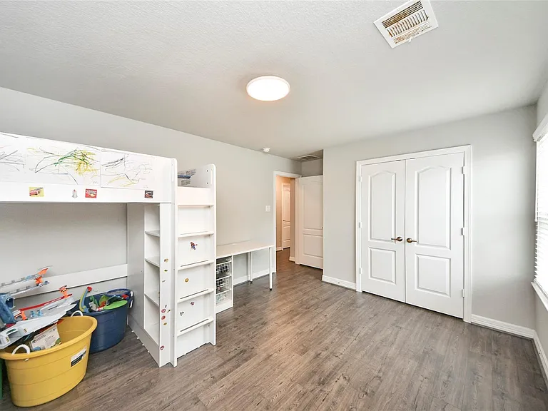 120 Chestnut Run Ct — Photo 32