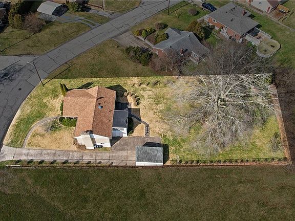 2nd image of 217 Jones Dr