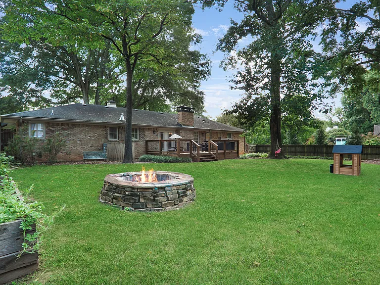 5790 Garber Dr — Photo 25