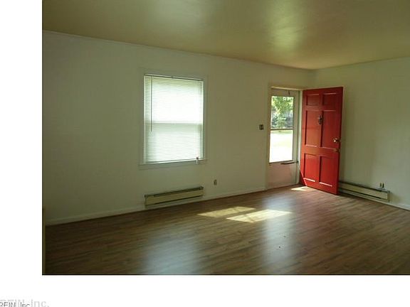 5th image of 500 Astor Cir