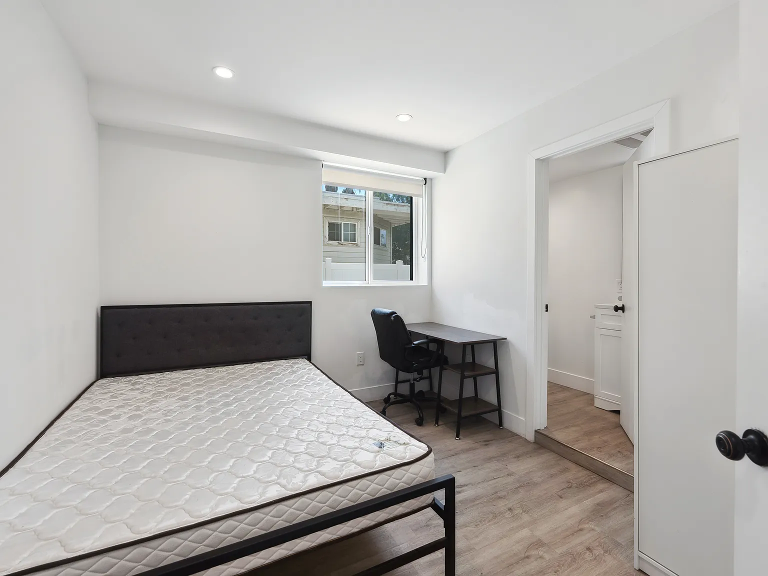 3 bed, 1078 sqft, $1,450 — Photo 3