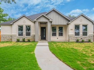 2021 Ash Hill Rd, Carrollton, TX 75007