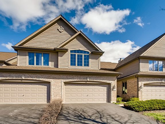 2nd image of 26W140 Klein Creek Dr