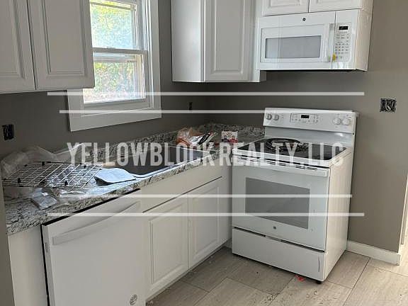 5th image of 1469 E 66th Ter