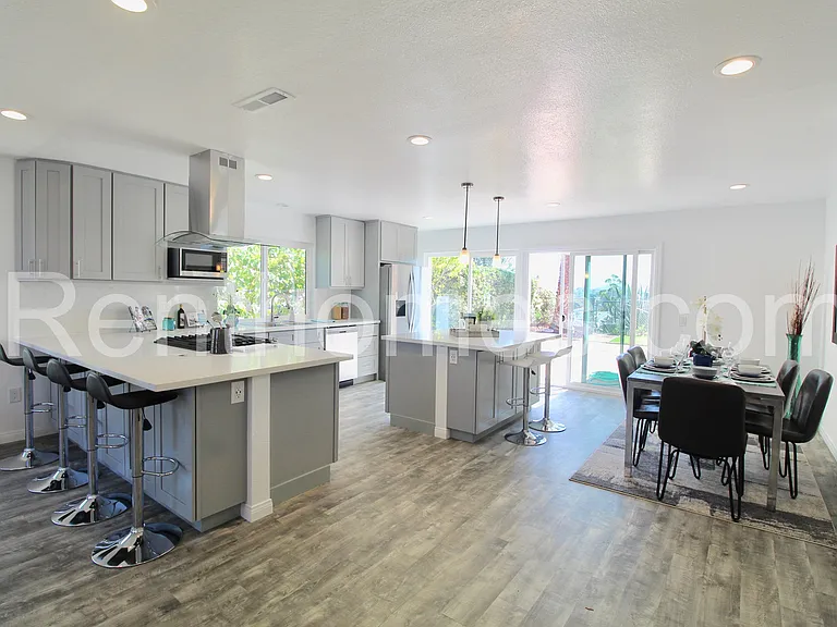 11327 Linares St — Photo 5