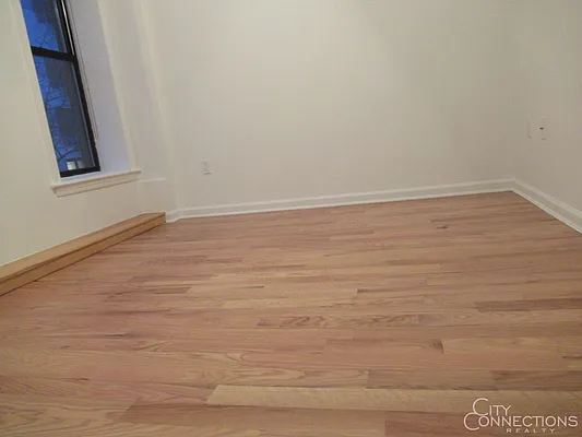 Rented by City Connections Realty | media 12