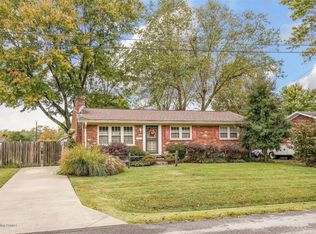 8704 Alshire Dr, Louisville, KY 40258