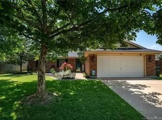 3416 Alvin Dr, Jeffersonville, IN 47130
