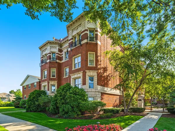 426 S Euclid Ave APT 1N, Oak Park, IL 60302