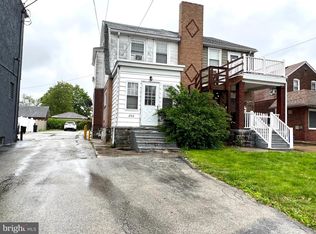 204 Springfield Rd, Aldan, PA 19018