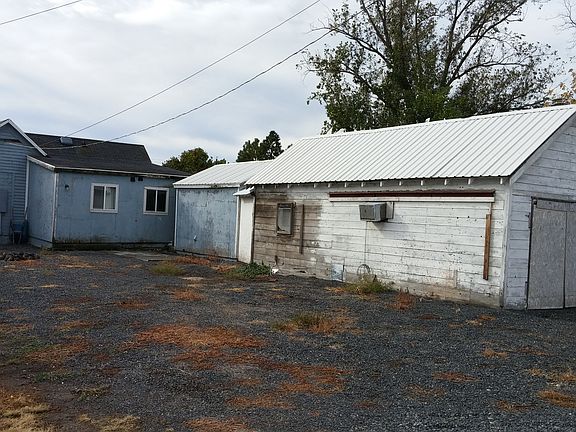 5th image of 310 W Locust St